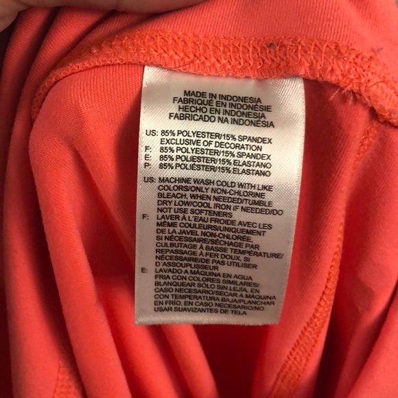 Reebok play dry cropped pants coral color - Picture 6 of 7